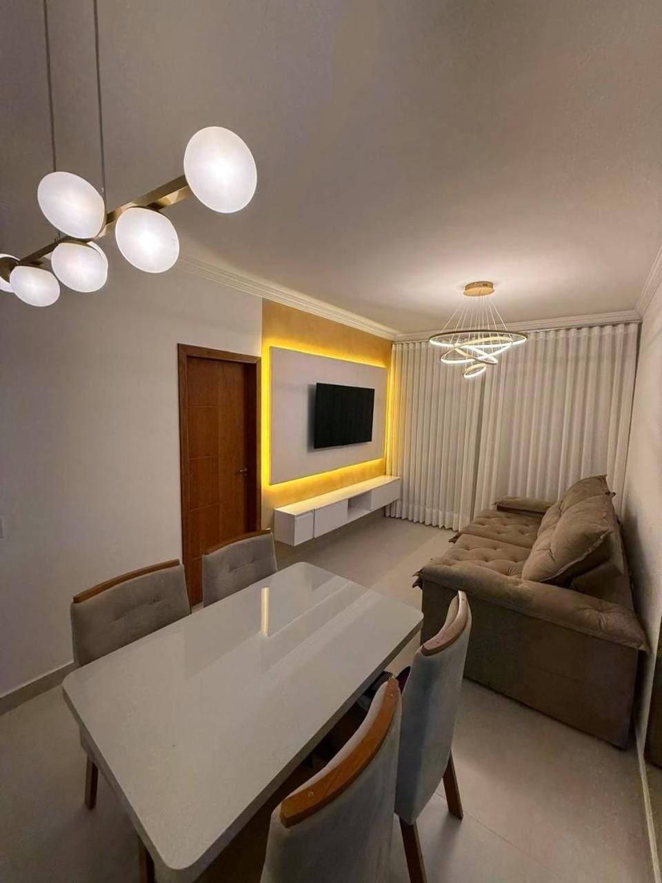 Communal lounge/ TV room, TV and multimedia, Living room, Seating area, Dining area, Evening entertainment