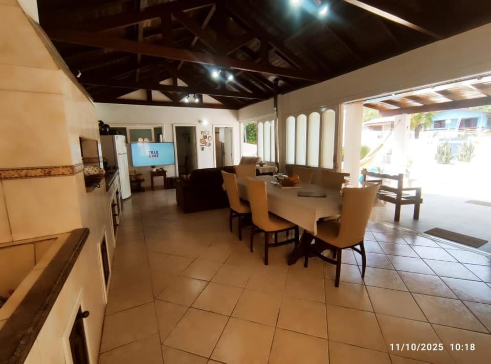 TV and multimedia, Dining area