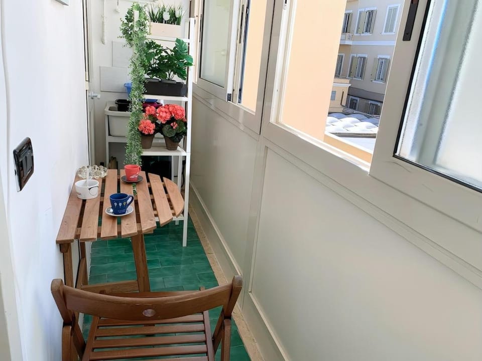 100mt from Rome Termini Bright 2BR Apartment Apartment in Rome