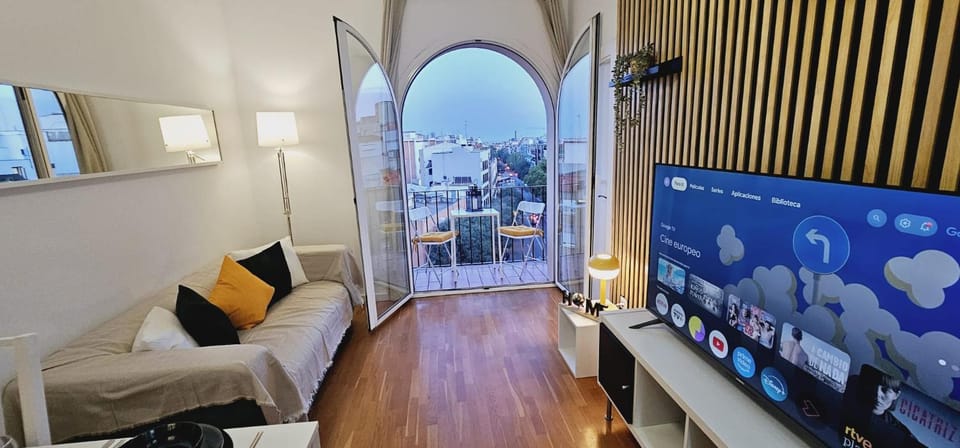 Premium refurbished apartment in Barcelona city center Apartment in Barcelona