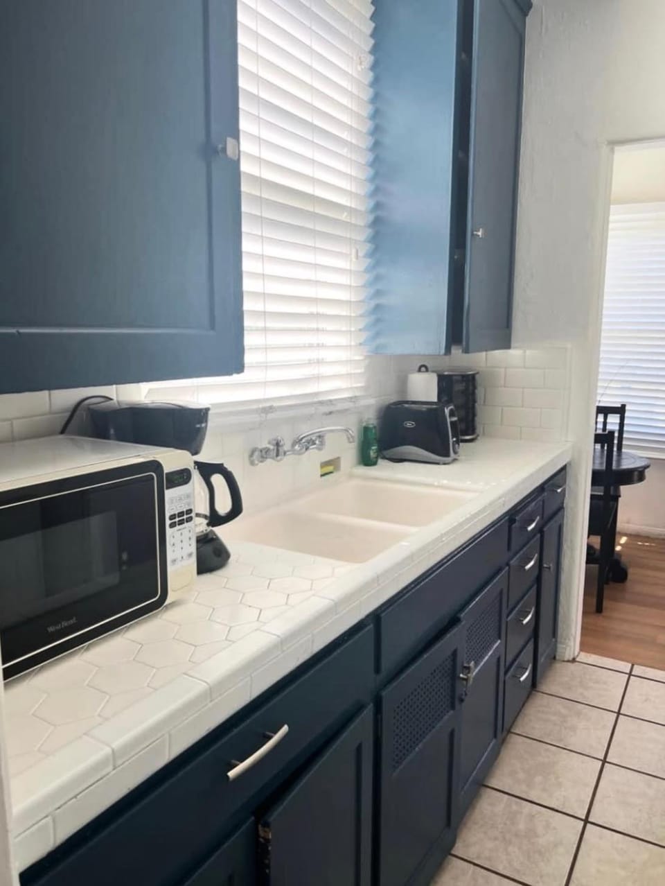 Sweet n Cozy Cottage near Little Italy & Gaslamp House in San Diego