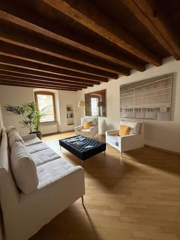 Tra Le Torri Bed and Breakfast in Bergamo