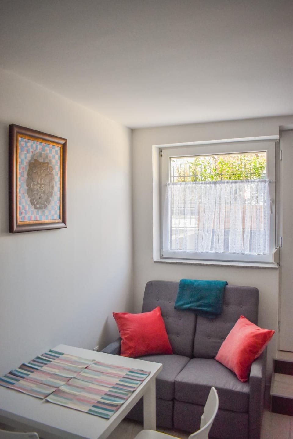 Seating area, Dining area