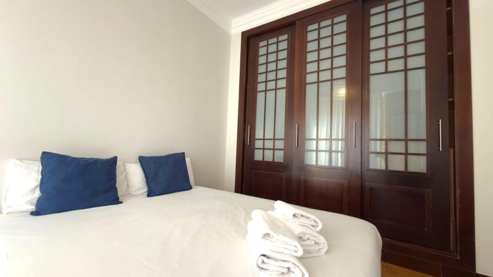 Centrally located flat in Madrid for 6 people - Ciudad Rodrigo Apartment in Centro