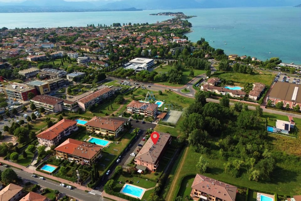 Neighbourhood