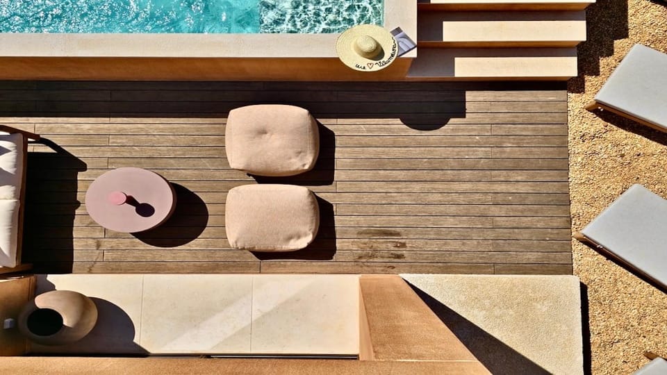 Pool view, Swimming pool