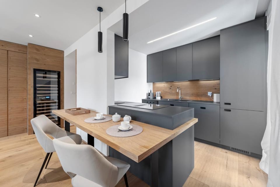 Luxury Lakeview Apartment in St Moritz Center Apartment in Saint Moritz