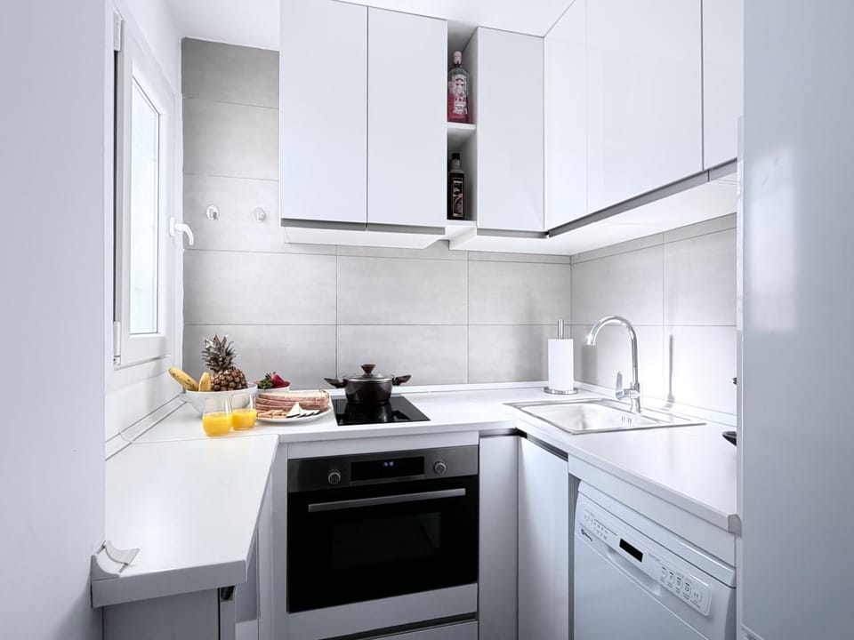 dishwasher, oven, kitchen