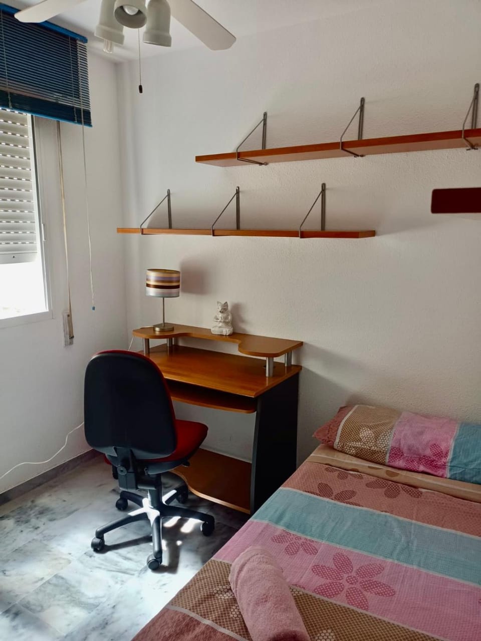 Photo of the whole room, Seating area, Bedroom