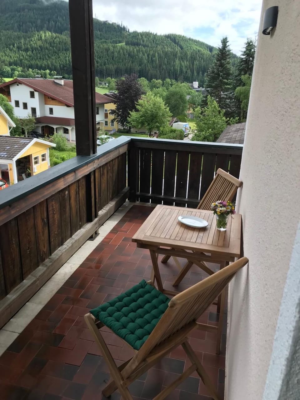 Day, View (from property/room), Balcony/Terrace, Dining area, Mountain view
