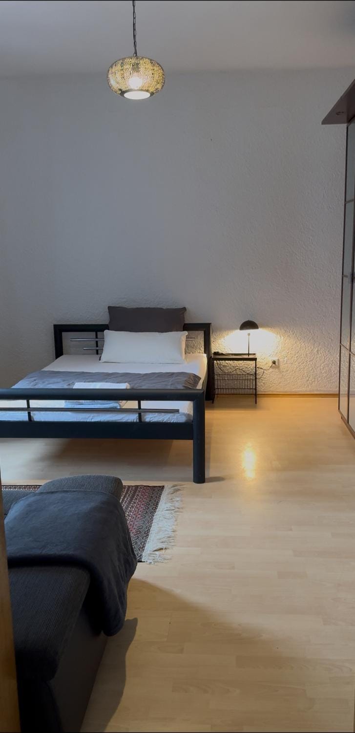 Bed, Living room, Photo of the whole room, Seating area, Bedroom