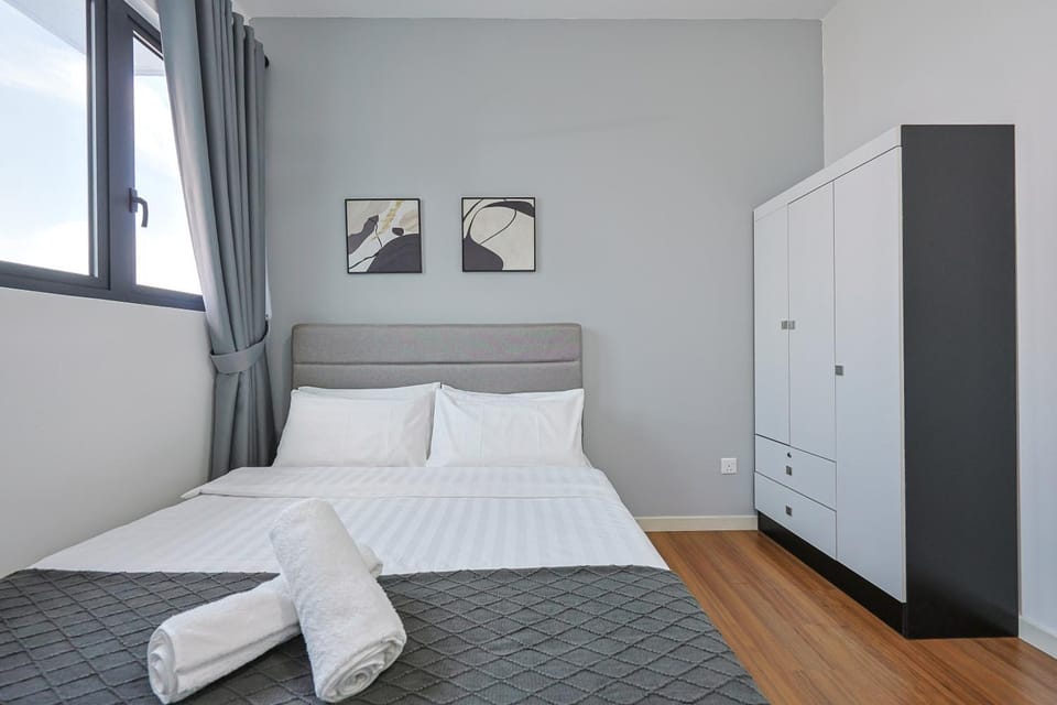 Bed, Photo of the whole room, Bedroom, wardrobe