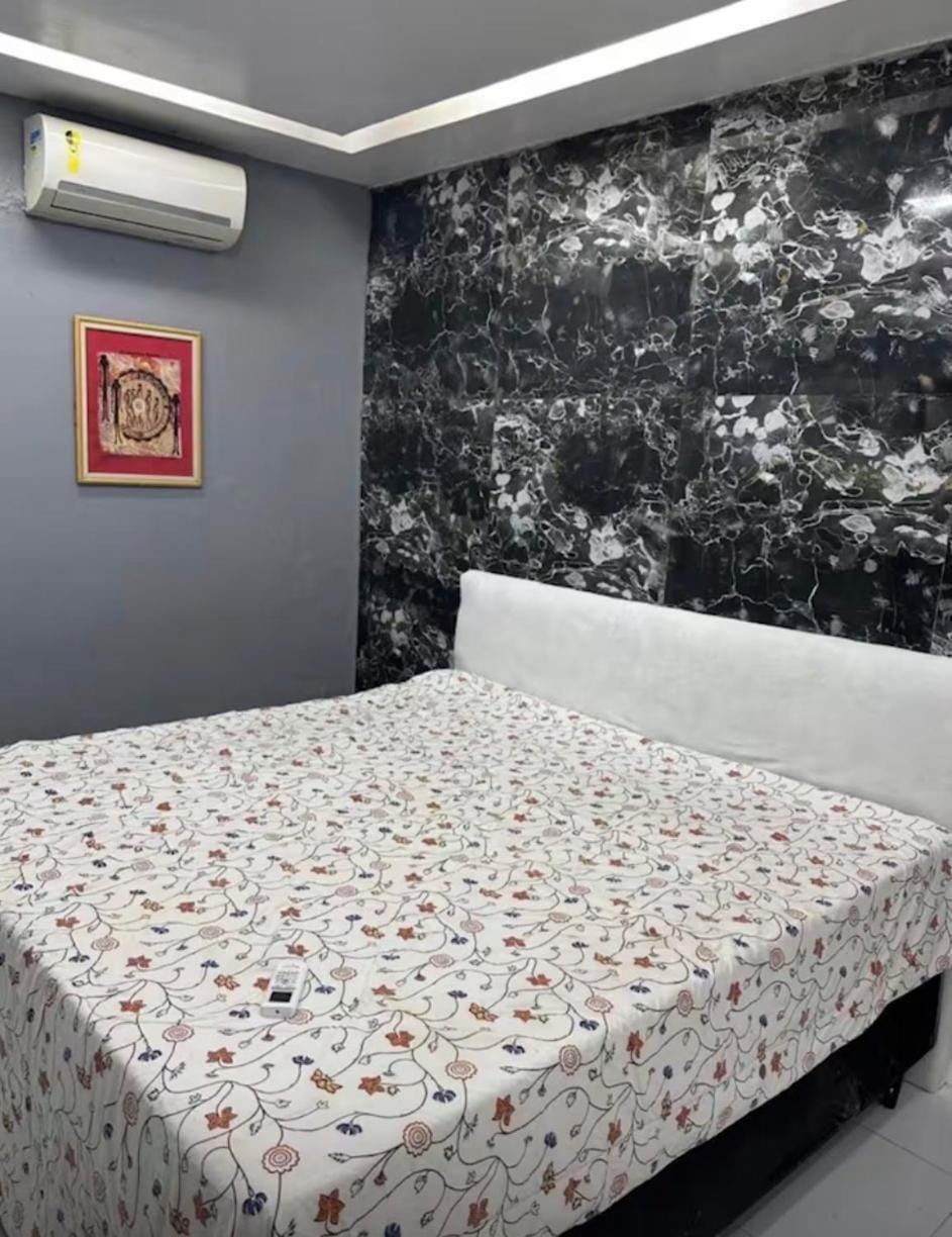 Bed, Photo of the whole room, Bedroom, air conditioner
