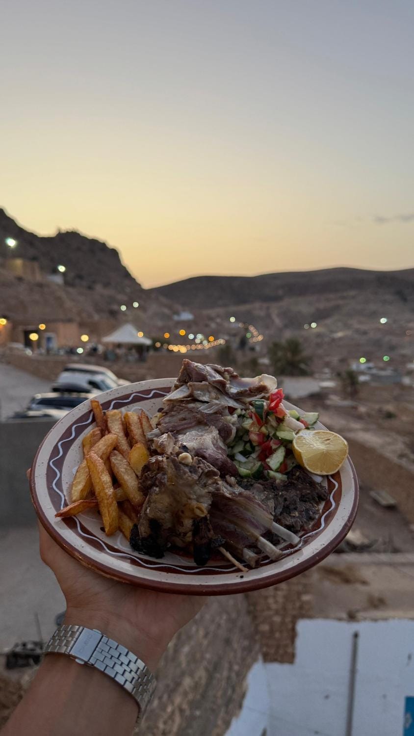 Restaurant/places to eat, Balcony/Terrace, Food, Mountain view, Dinner