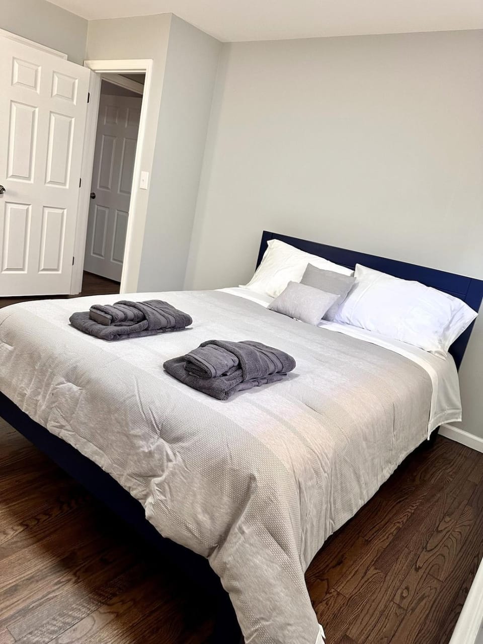 Peaceful 3BR House w Easy NYC Access in South River, NJ House in South River