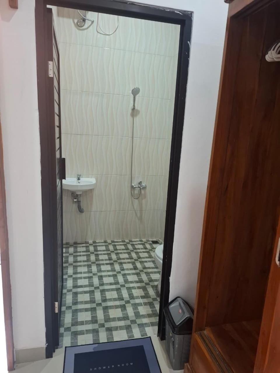 Shower, Bathroom