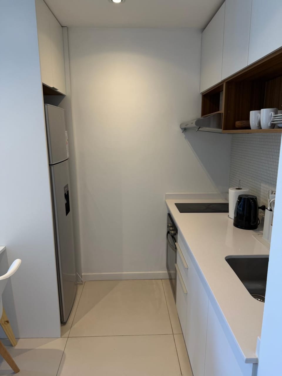 Kitchen or kitchenette, oven