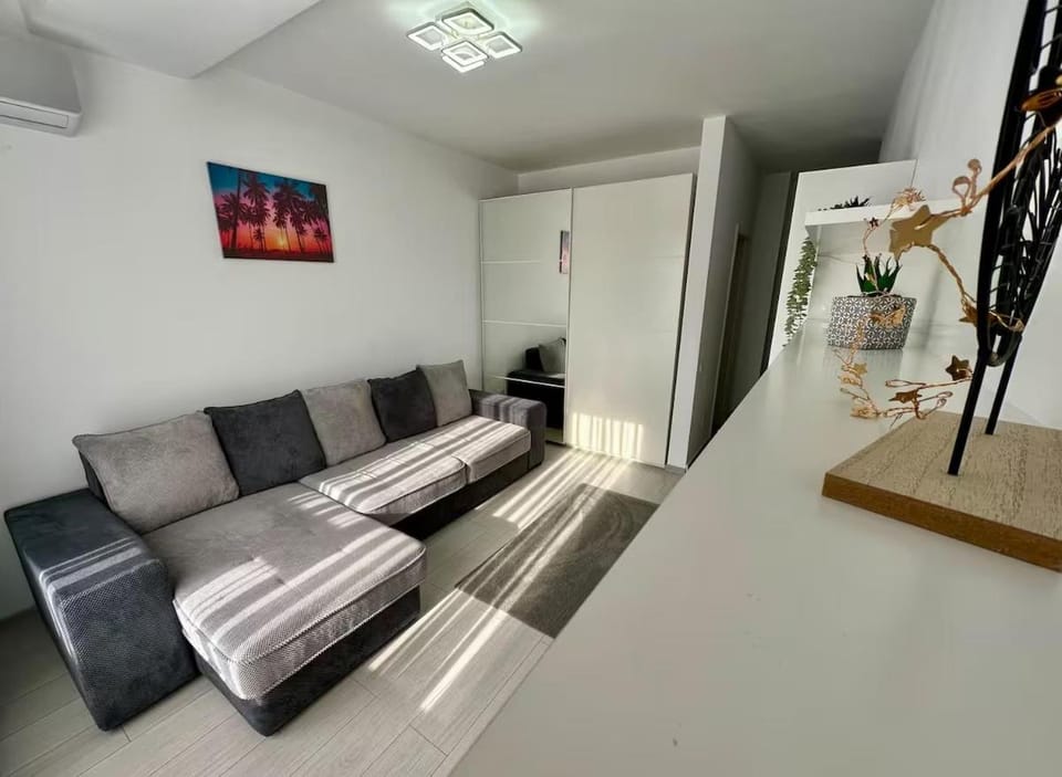 MT Residential Studio Apartment in Romania