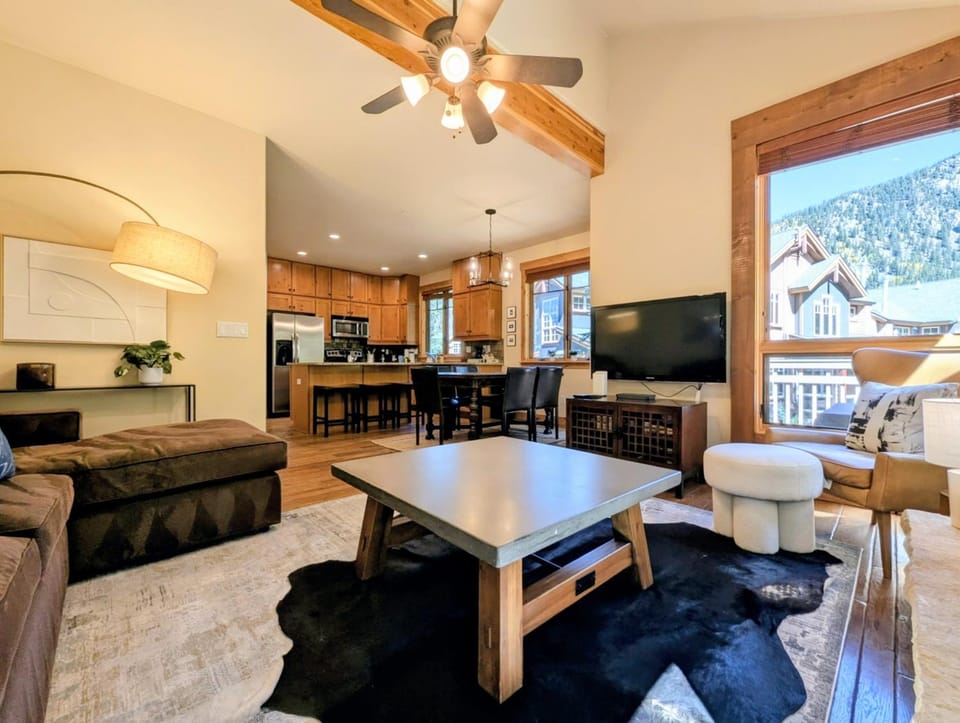 Settlers Creek 6529 by SummitCove Lodging in Colorado House in Keystone