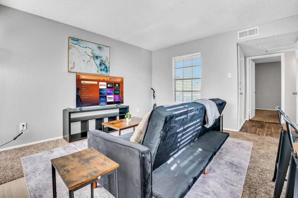 Brand New Studio 1 Bath Gym Access Apartment in Arlington
