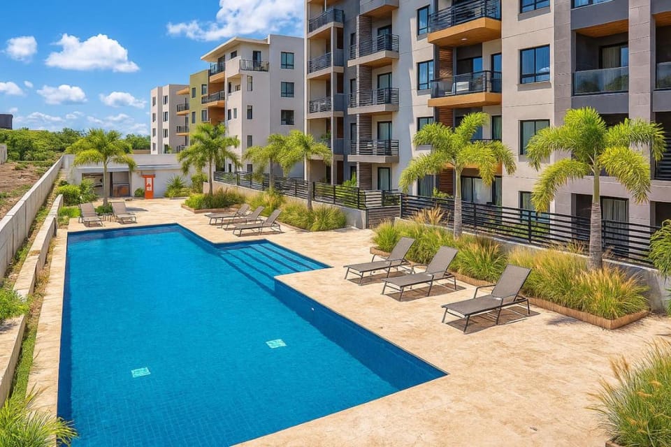 Pool view, Swimming pool