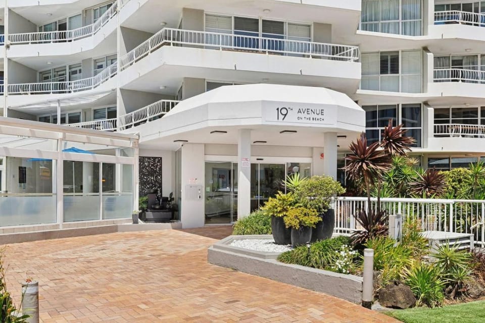 Lookout Palm Beach Apartment in Palm Beach