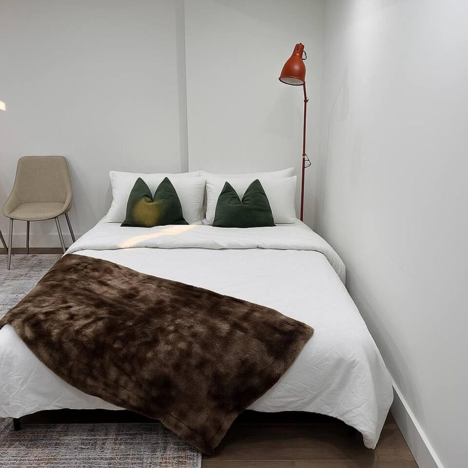 Bed, Bedroom