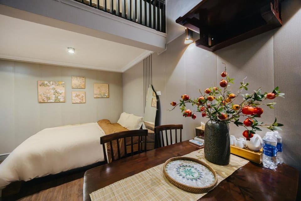 Cozy House near Train Street,FREE Wash,Heart of OldQuarter Apartment in Hanoi