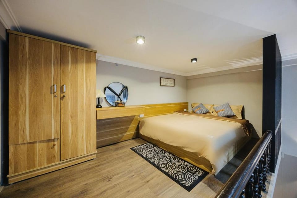 Cozy House near Train Street,FREE Wash,Heart of OldQuarter Apartment in Hanoi