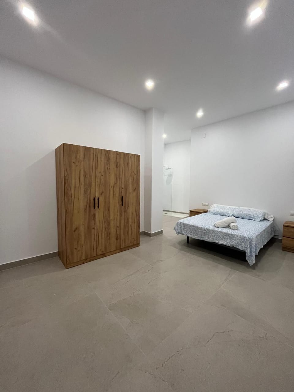 Bed, Photo of the whole room, Bedroom, wardrobe