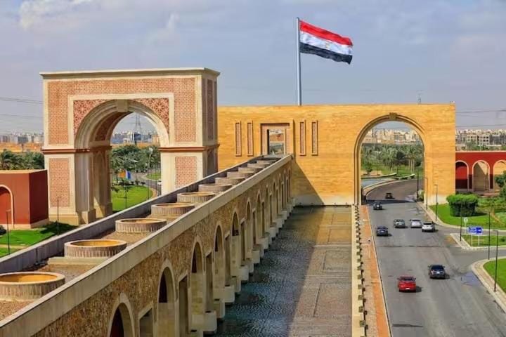 Day, Neighbourhood, City view, Landmark view, Location