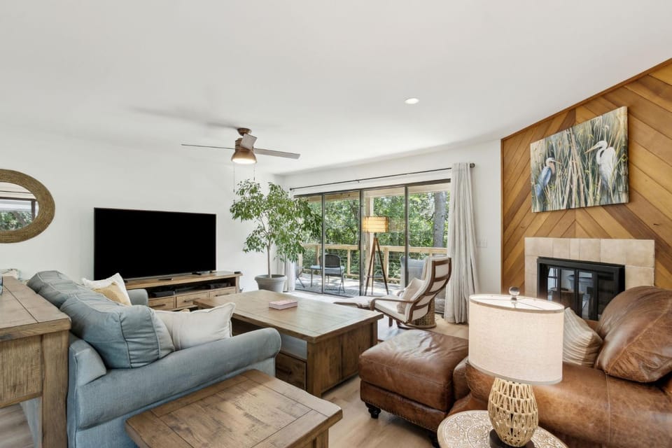 Charming Coastal Retreat sleeps up to 9 House in Fernandina Beach