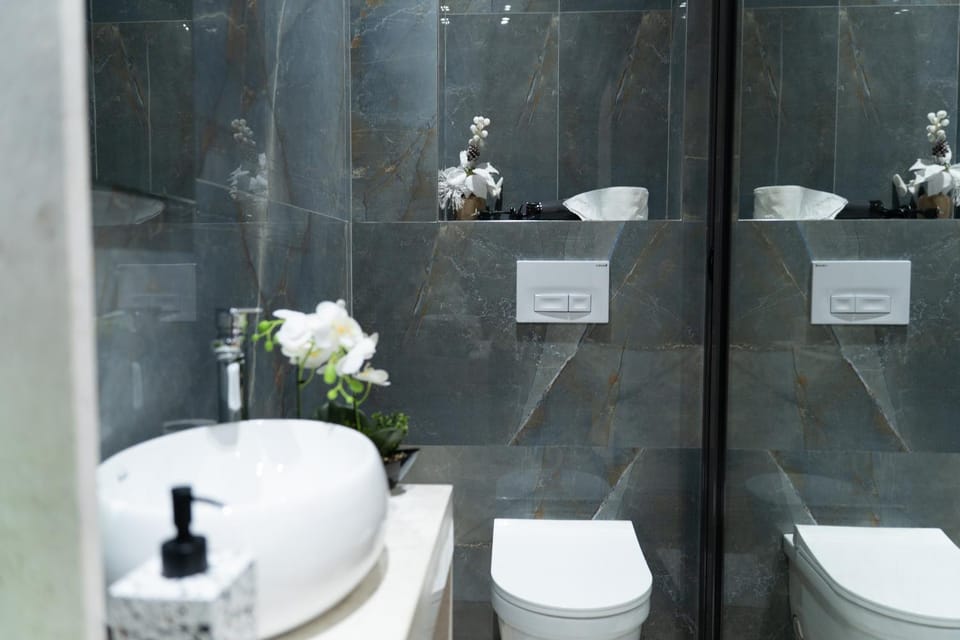 Toilet, Bathroom