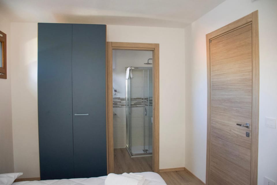 Shower, Bathroom, Photo of the whole room