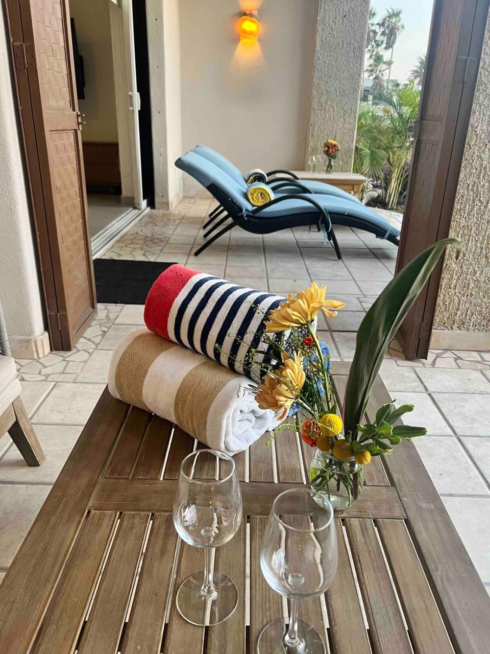 Beachfront luxury Condo w Pool Apartment in Baja California Sur