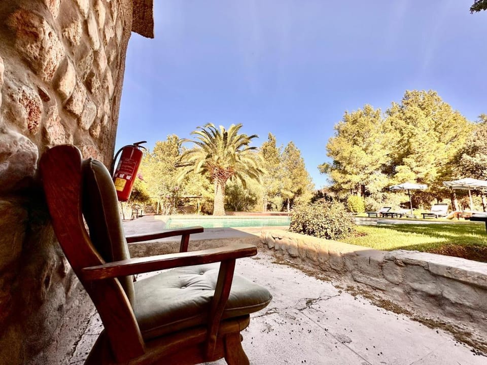 Garden, Seating area, Garden view