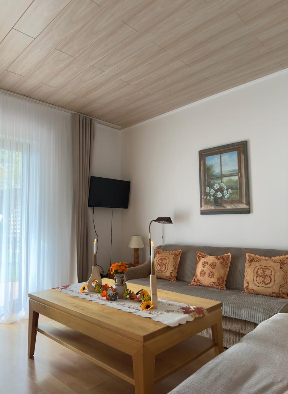 Communal lounge/ TV room, TV and multimedia, Living room, Photo of the whole room, Seating area, Evening entertainment