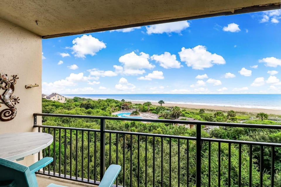 Oceanfront 3 Bedrooom BeachWalker Condo House in Amelia Island