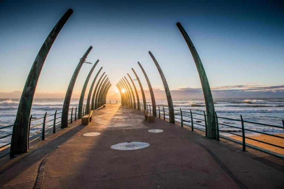 The Pearls of Umhlanga Balcony Oceans 4 or 5 sleeper 2 bed Apartment in Umhlanga