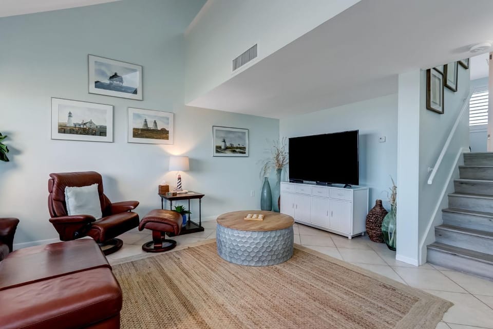 Oceanfront 2 Bedrooom with sleeping loft House in Amelia Island
