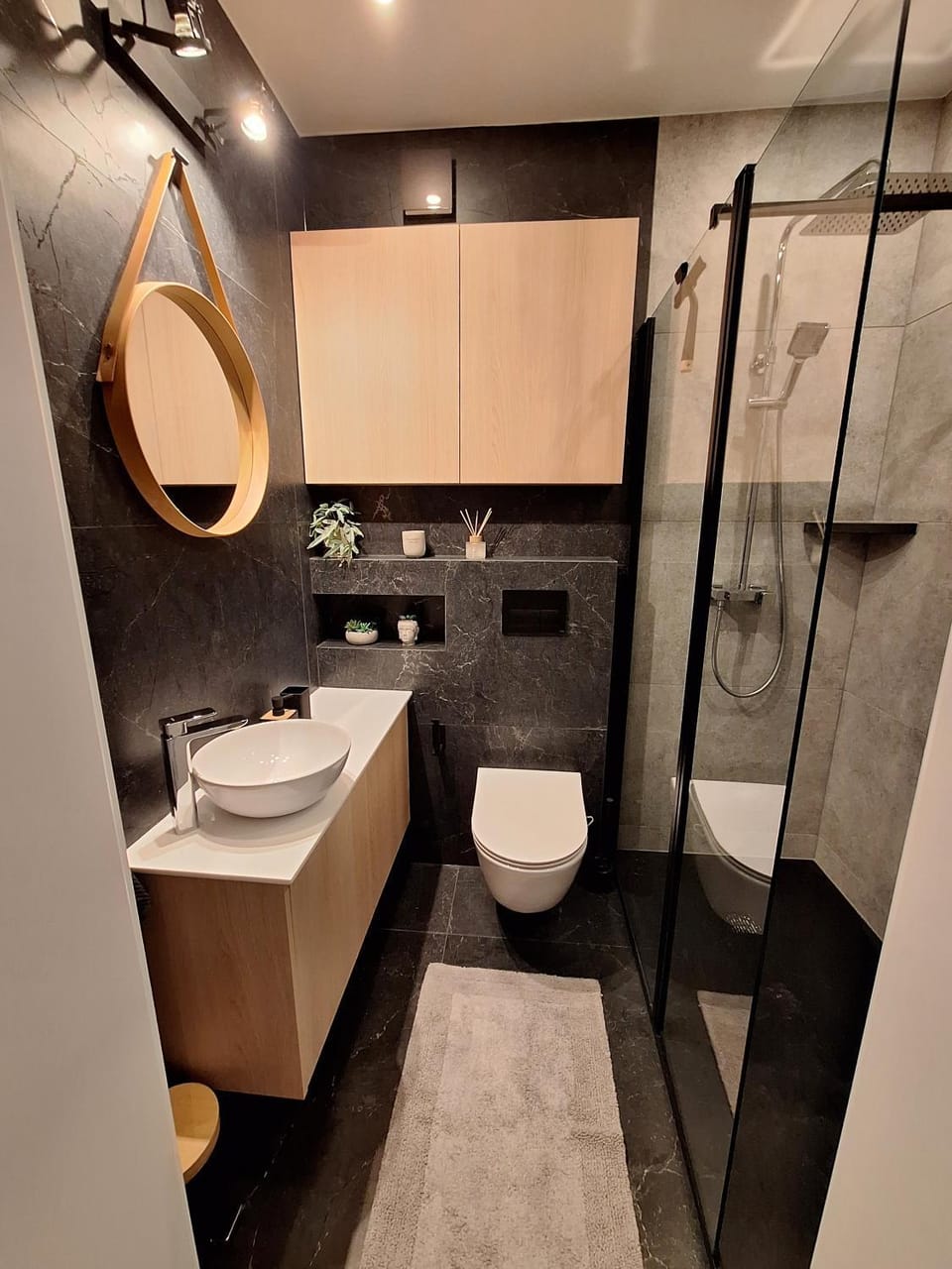Shower, Toilet, Bathroom