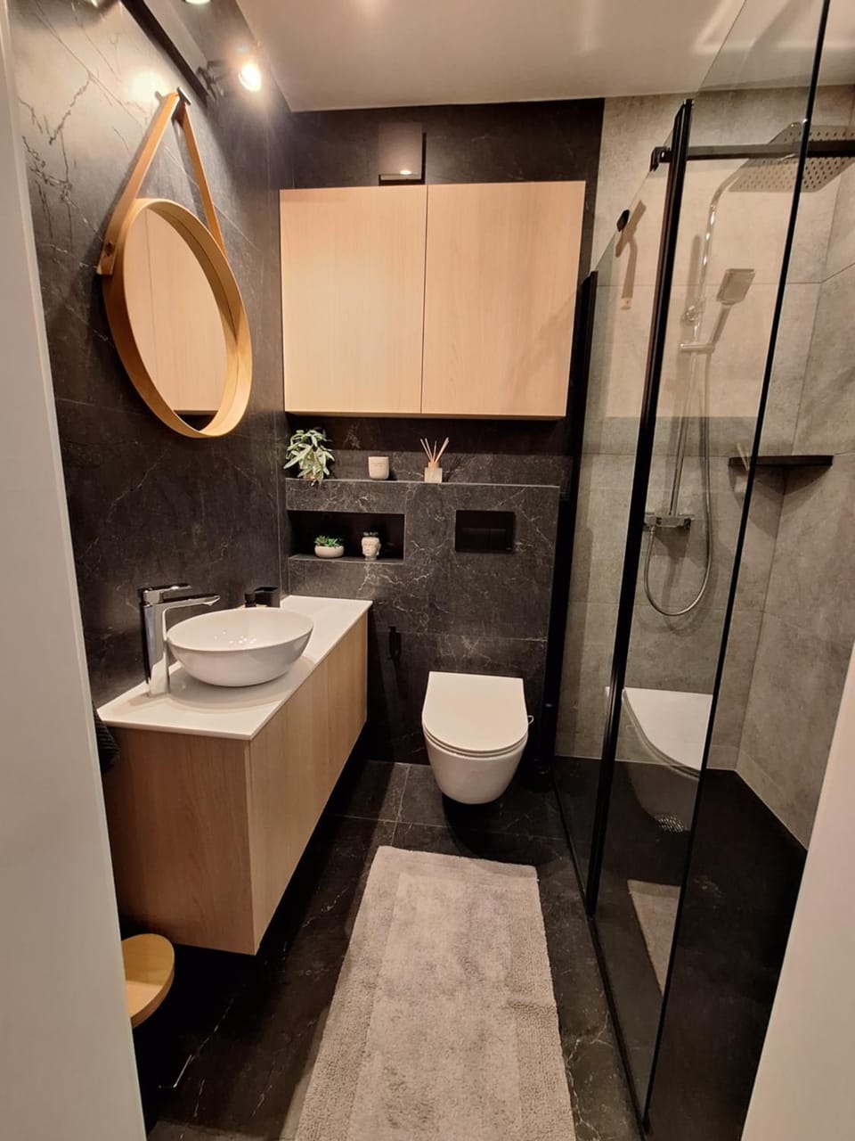Shower, Bathroom, towels