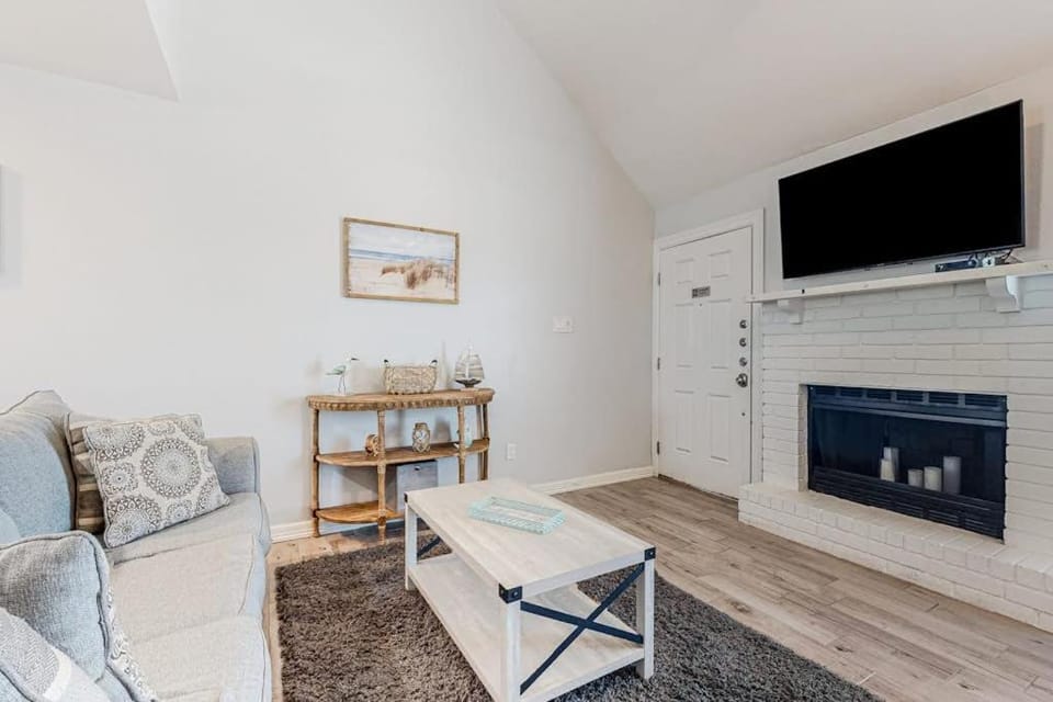 Leeward Cove A8 Apartment in North Padre Island