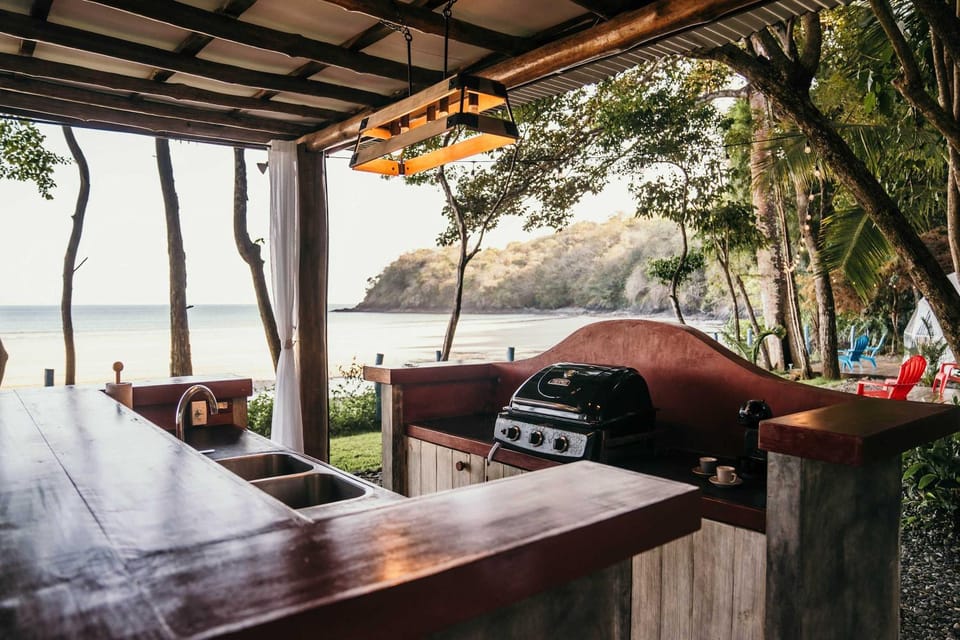 Private Oceanfront Retreat with Jungle Domes Luxury tent in Los Santos Province, Panama