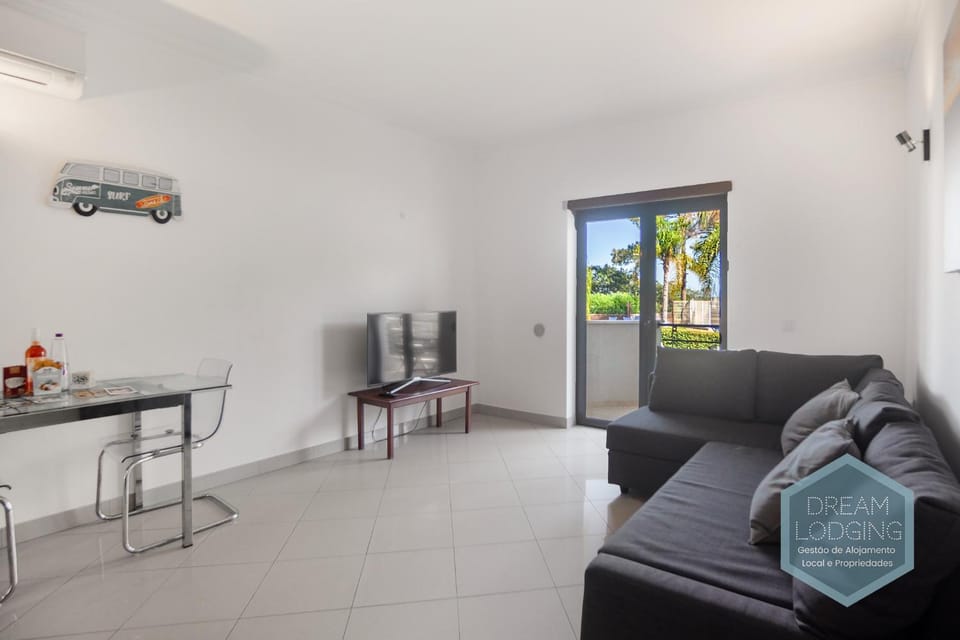 Pinheiro Residence - Dream Lodging Apartment in Olhos de Água