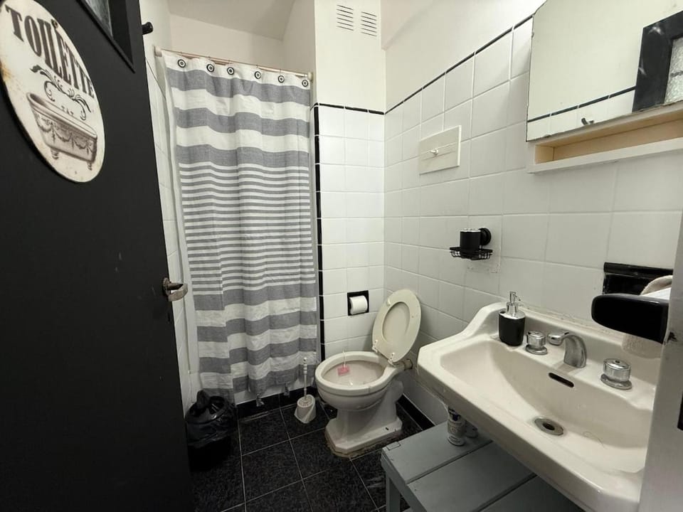 Shower, Bathroom, bidet