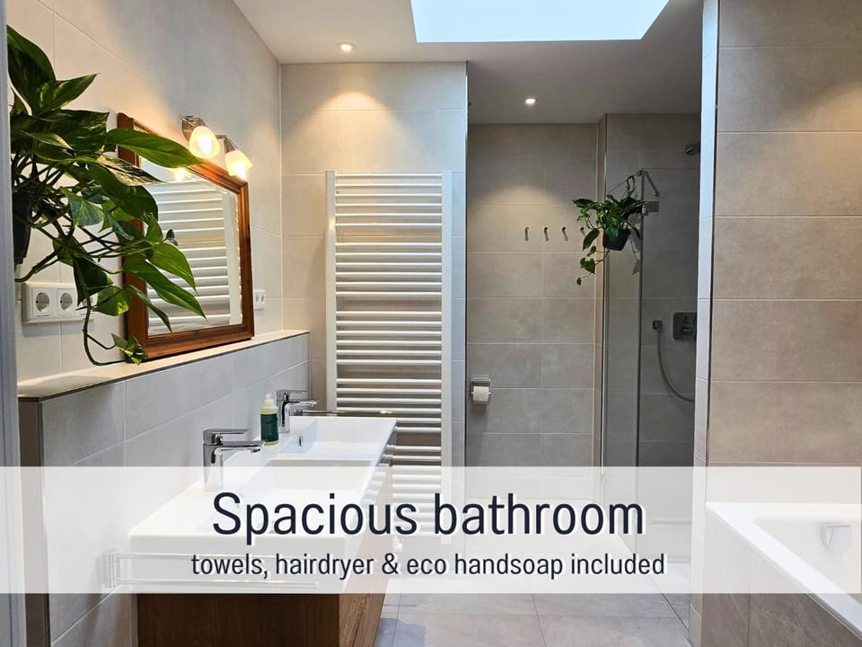 Shower, Bathroom, Bath