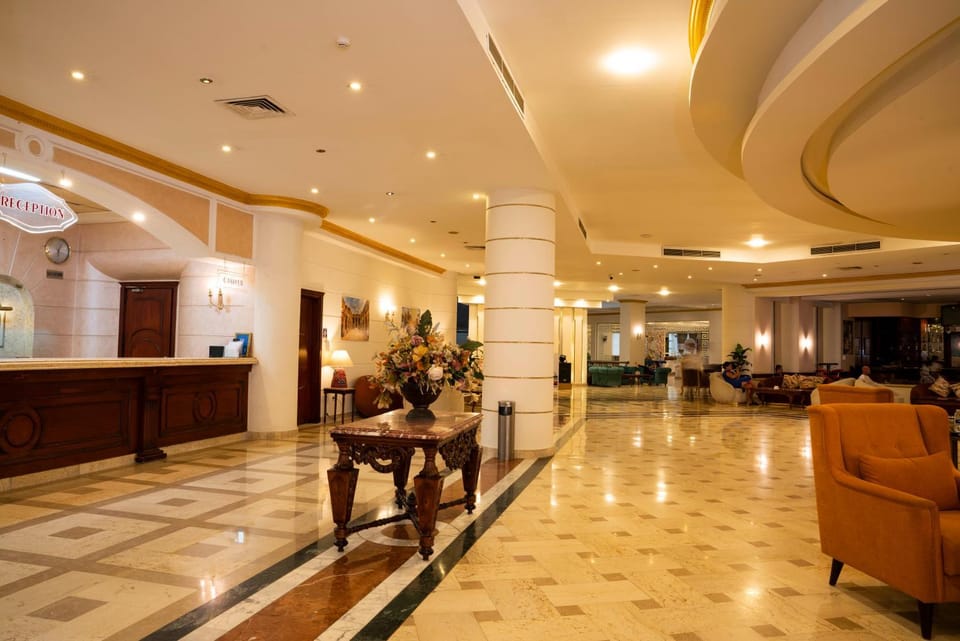 People, Lobby or reception, Seating area, group of guests