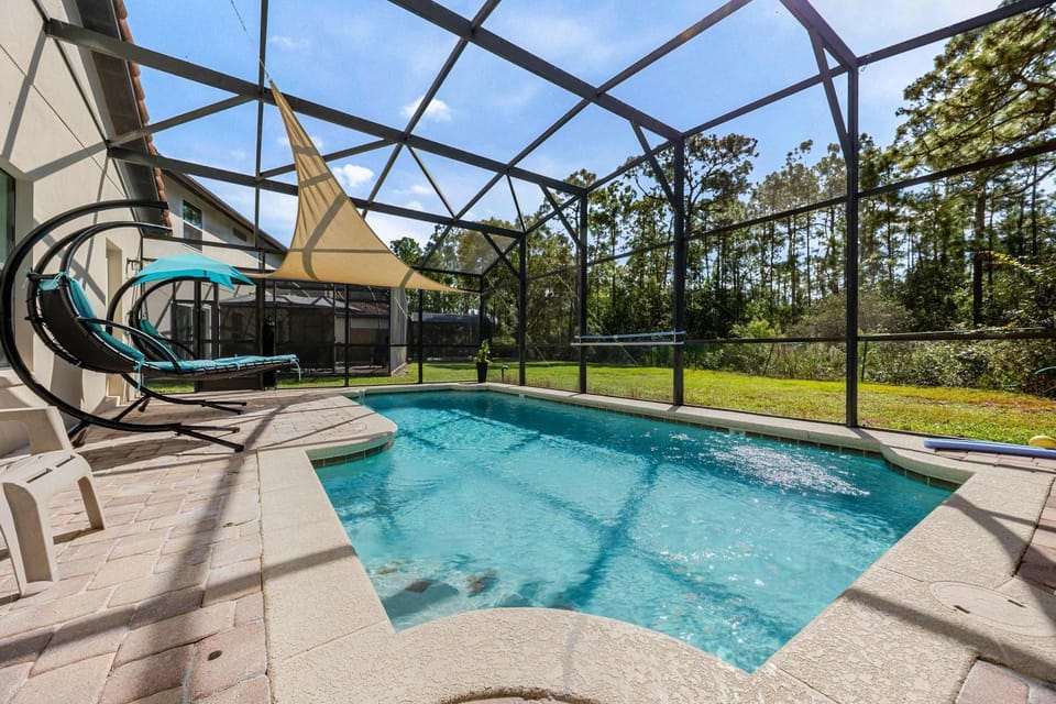 Welcome to Your Family Luxurious Calabria Villa House in Four Corners