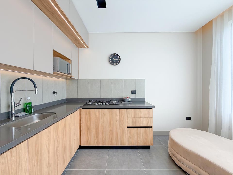 Kitchen or kitchenette, Living room